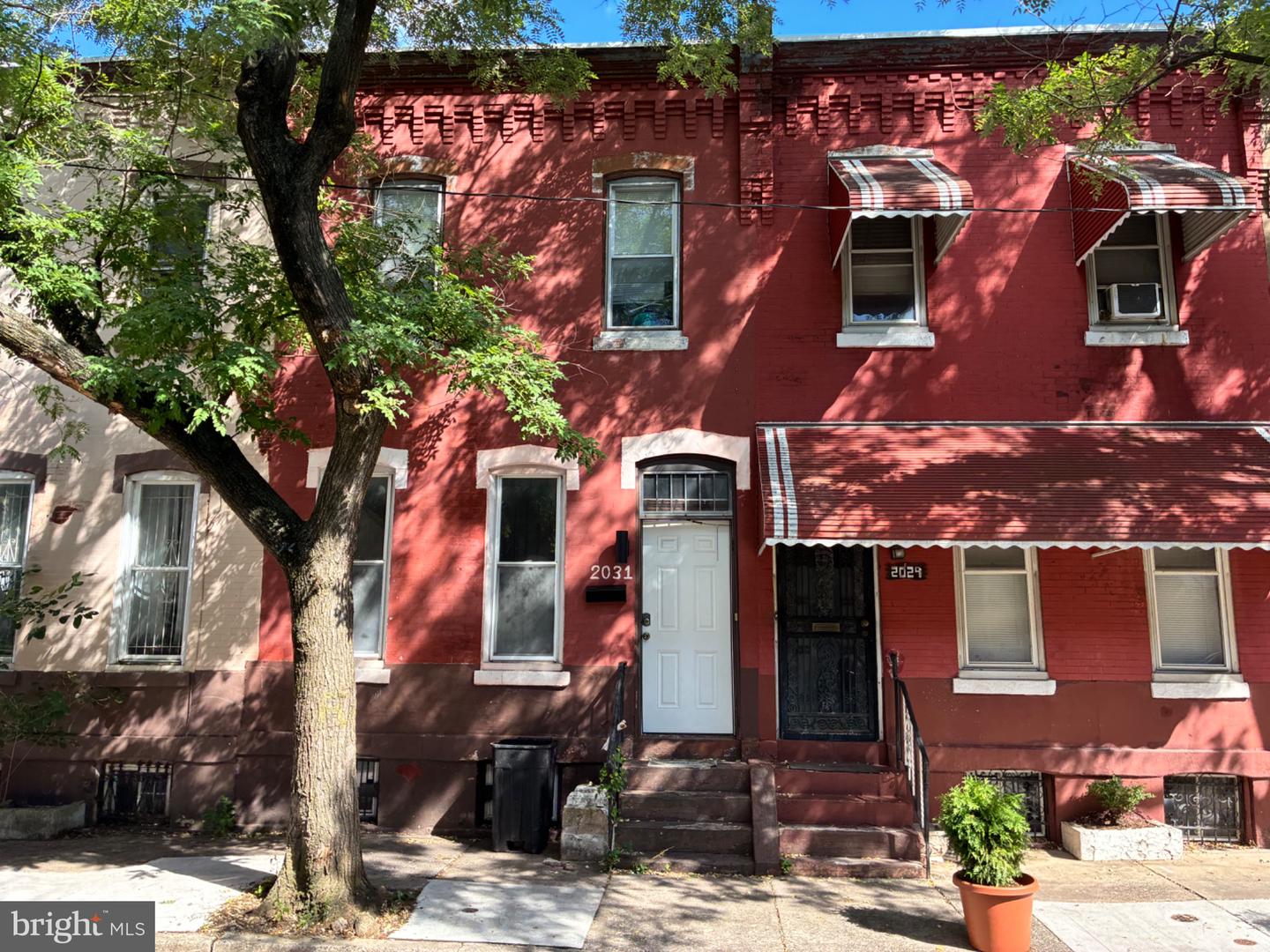 2031 N Gratz St St Property Photo 1