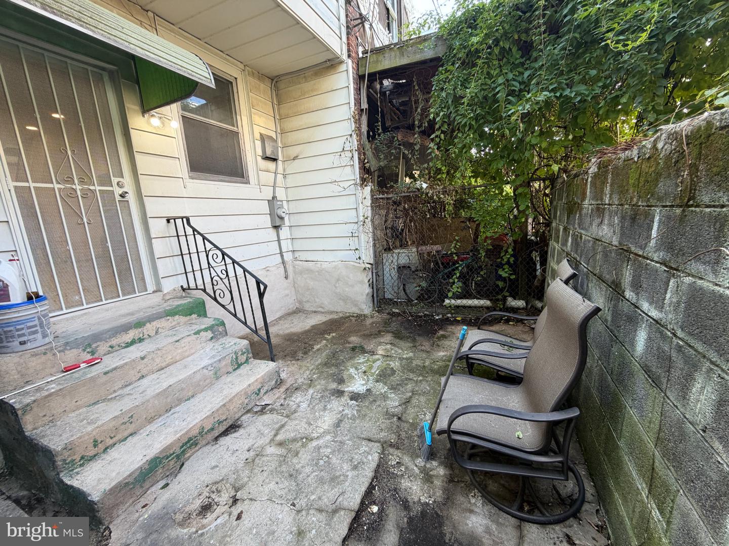 1942 N Myrtlewood St Property Photo 11
