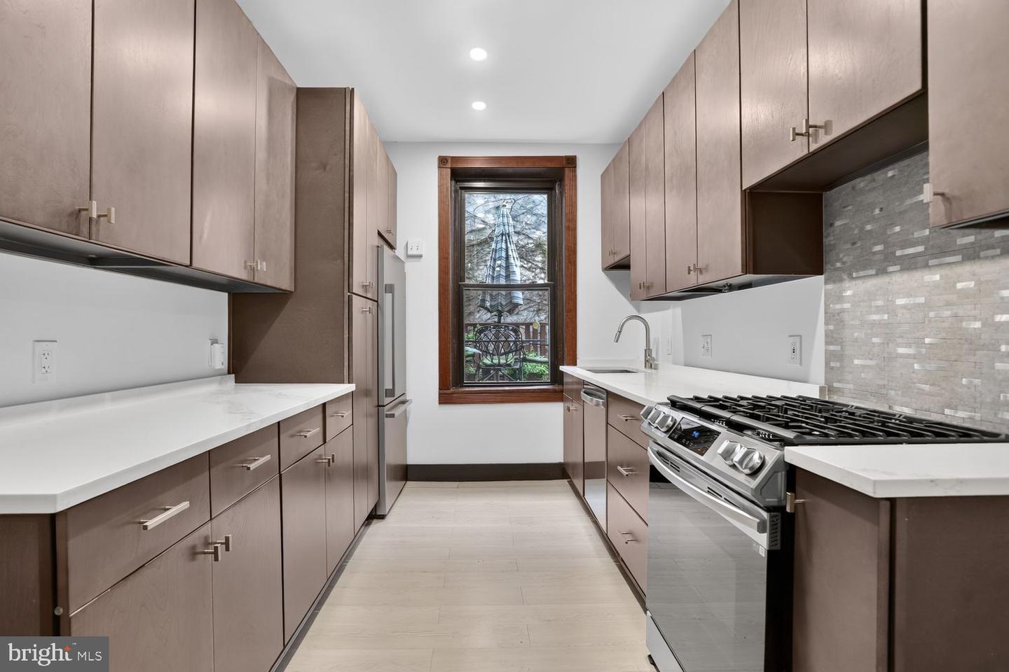 148 N 3rd St Property Photo 15