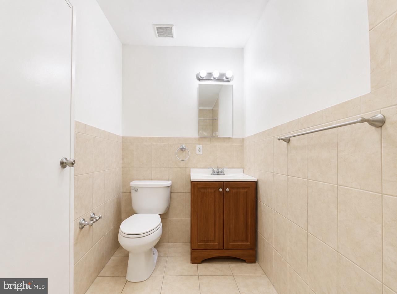 8828 Cottage St Property Photo 8