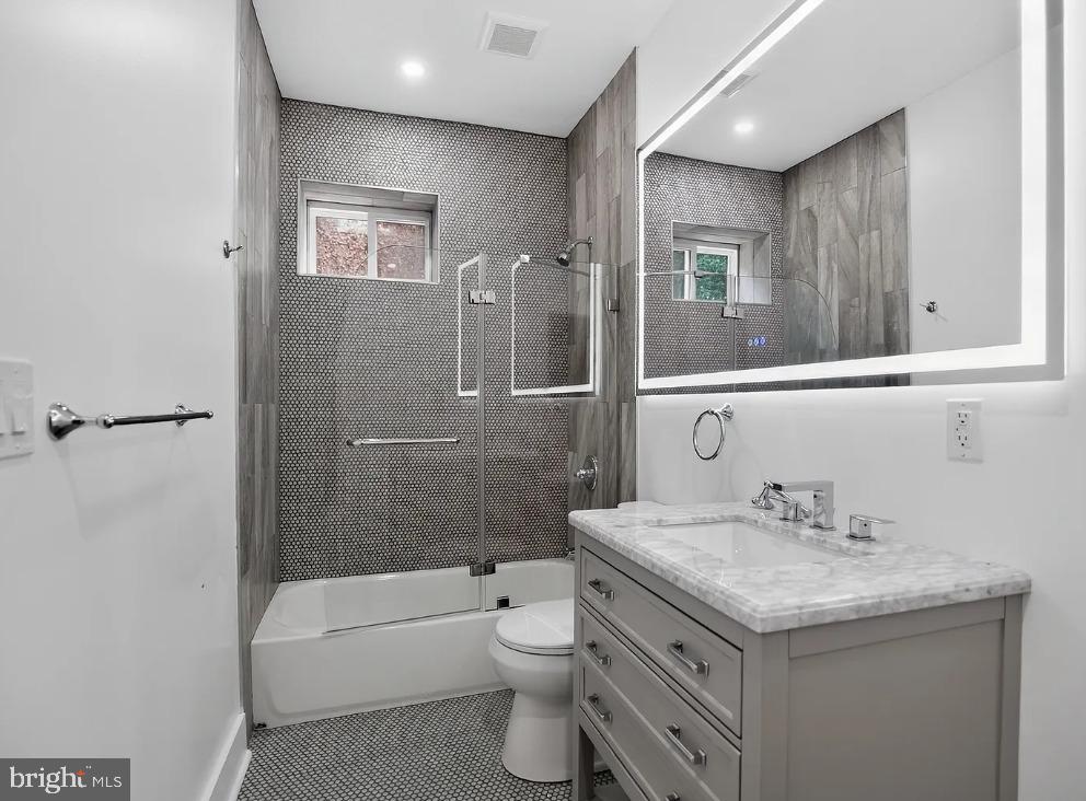 532 E Johnson St #2 Property Photo 7