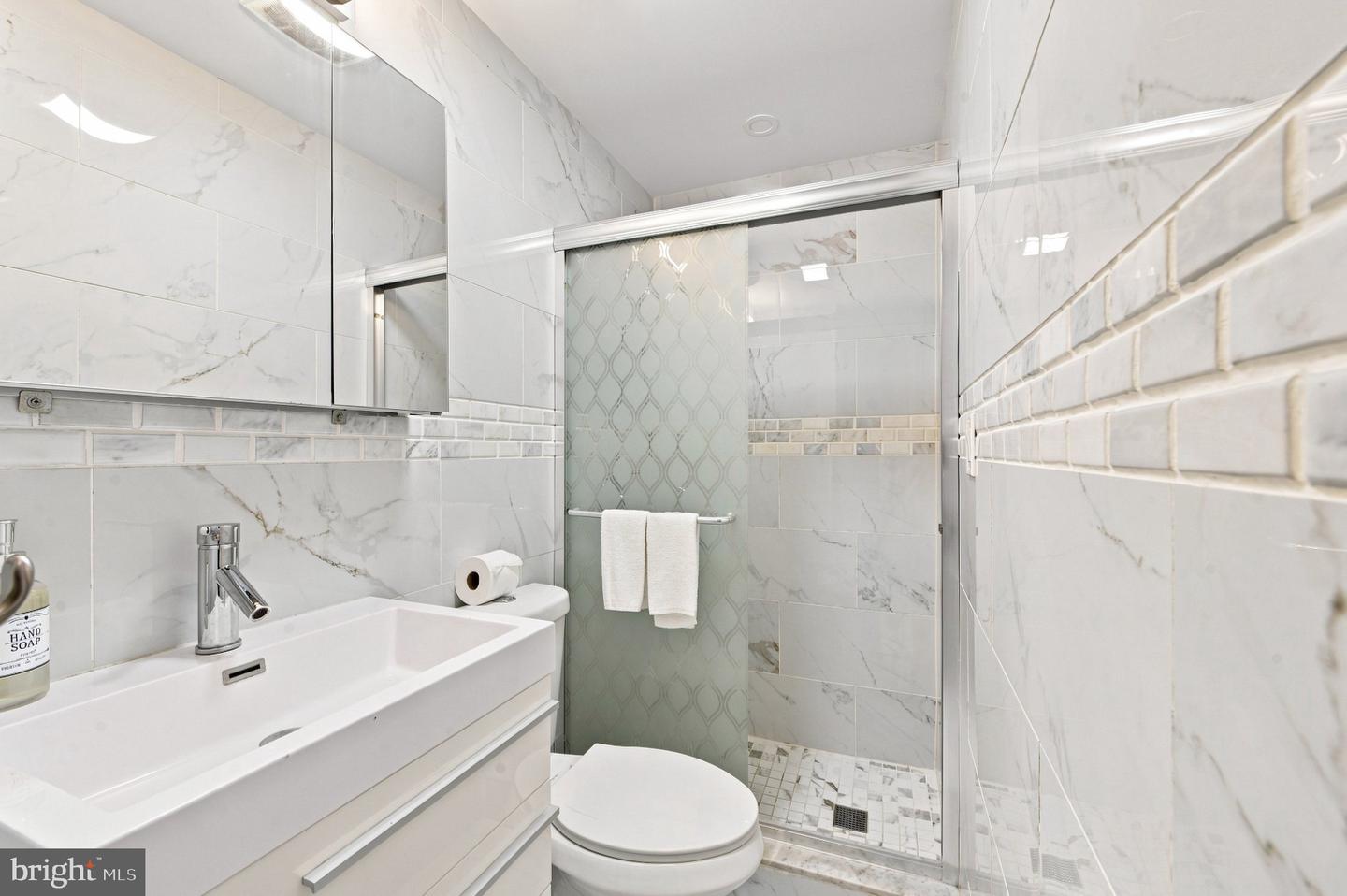 4 S Strawberry St Property Photo 20