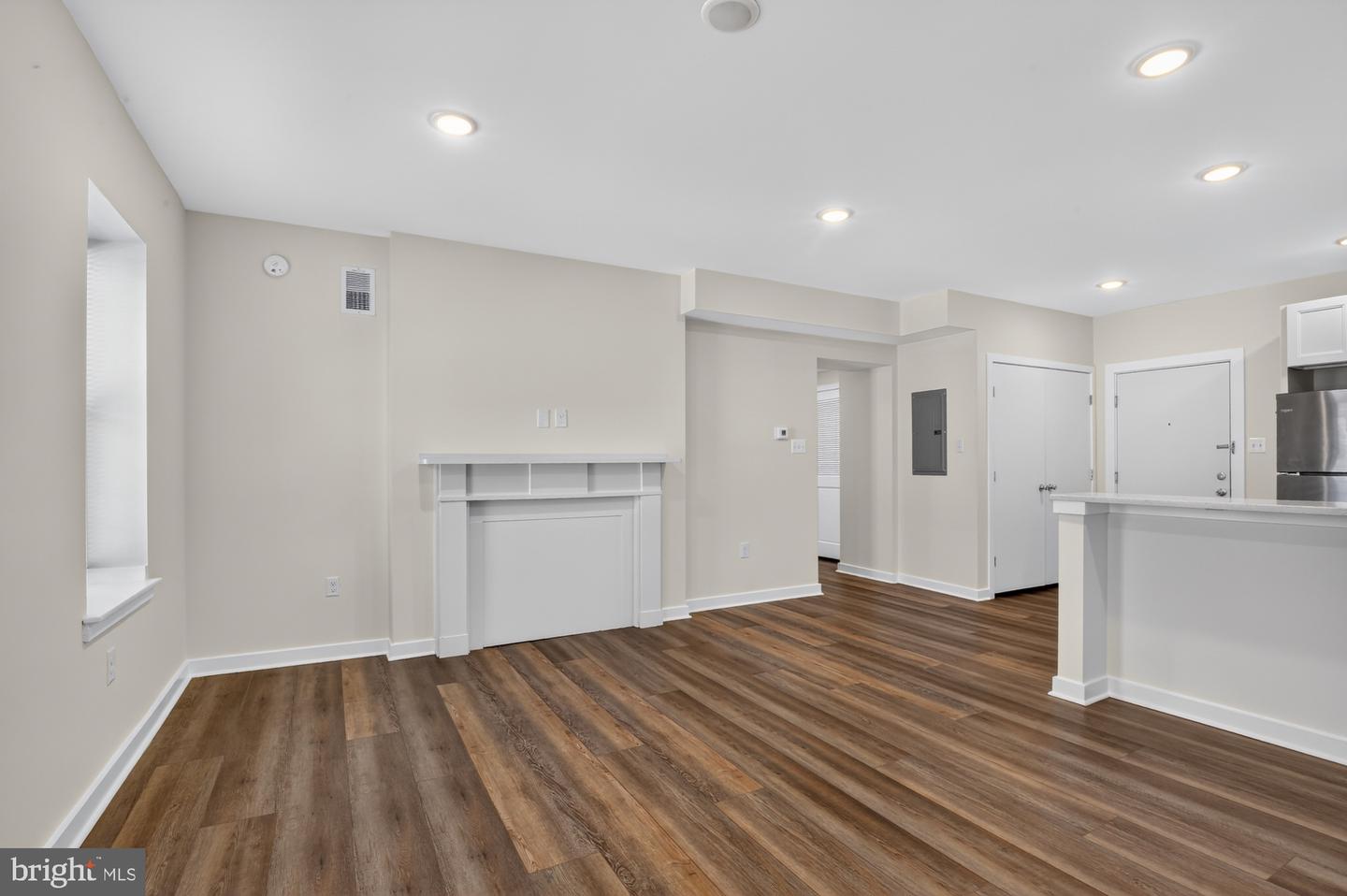 541 N Orianna St #2a Property Photo 10