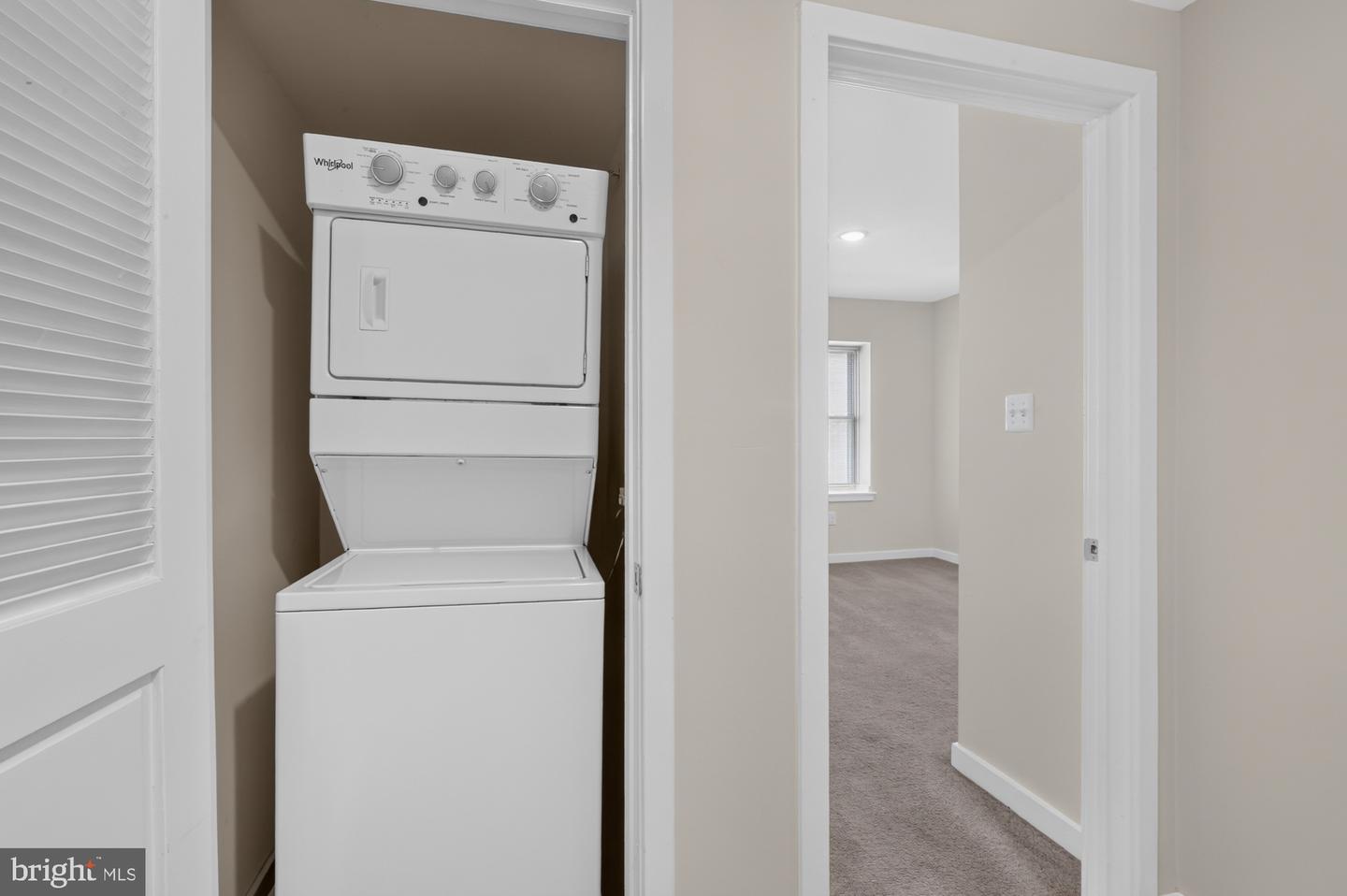 541 N Orianna St #2a Property Photo 13