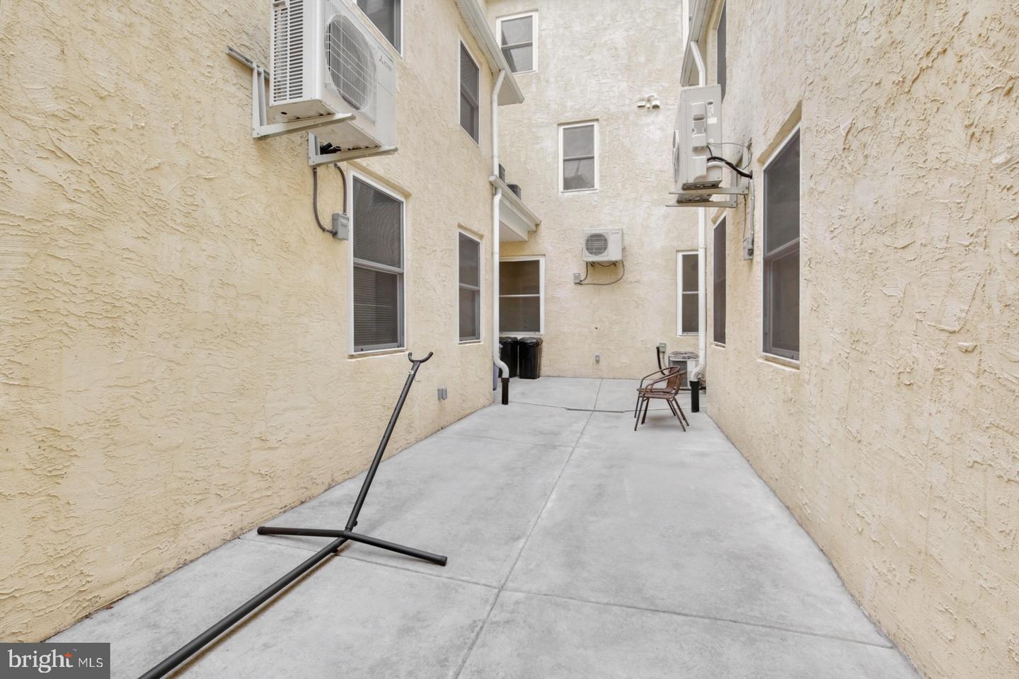 541 N Orianna St #2a Property Photo 22