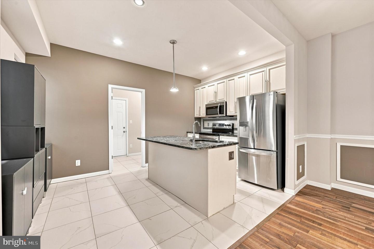 5131 Keyser St Property Photo 10
