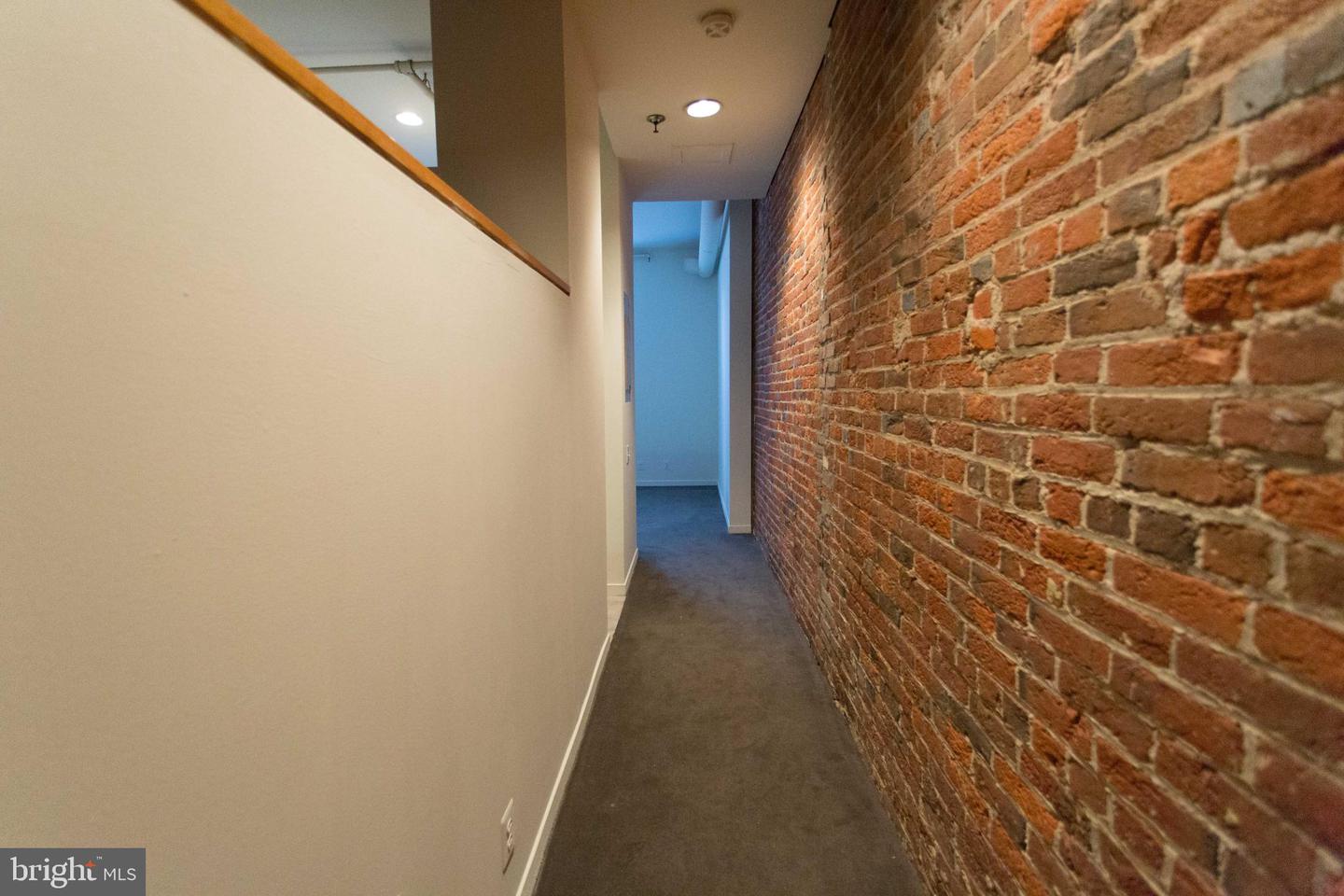 130-2 Arch St #206 Property Photo 13