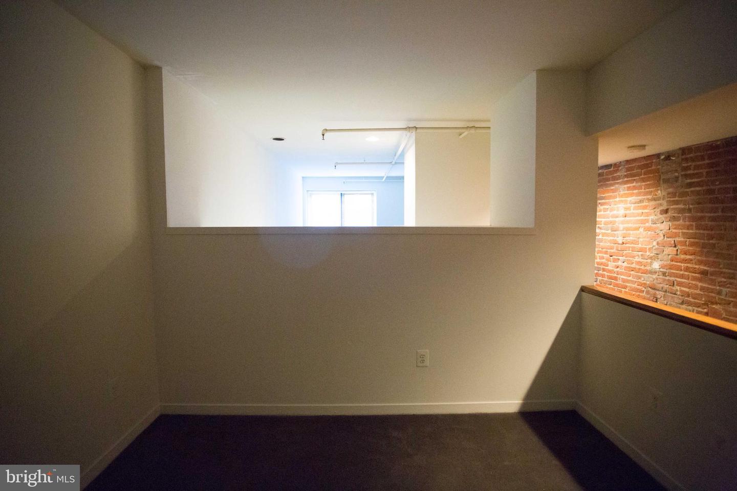 130-2 Arch St #206 Property Photo 17
