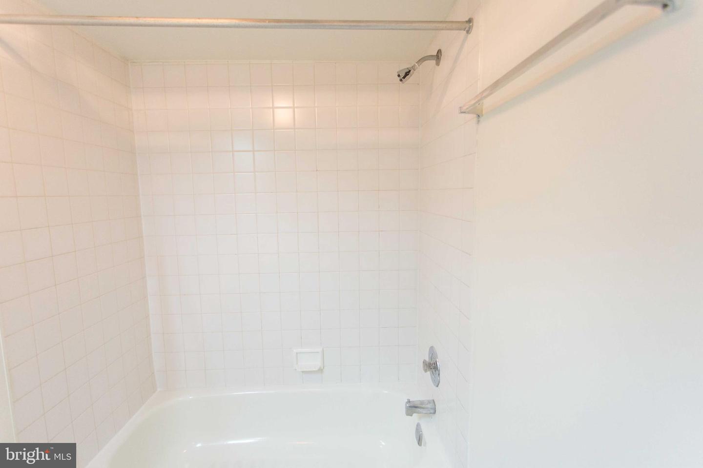 130-2 Arch St #206 Property Photo 20