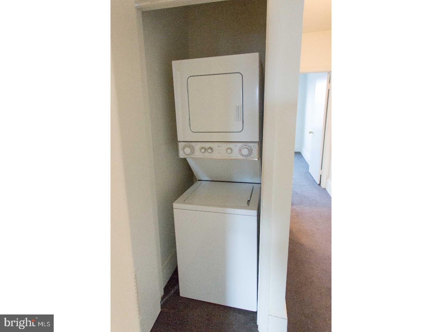 427 Vine St #1 Property Photo 10