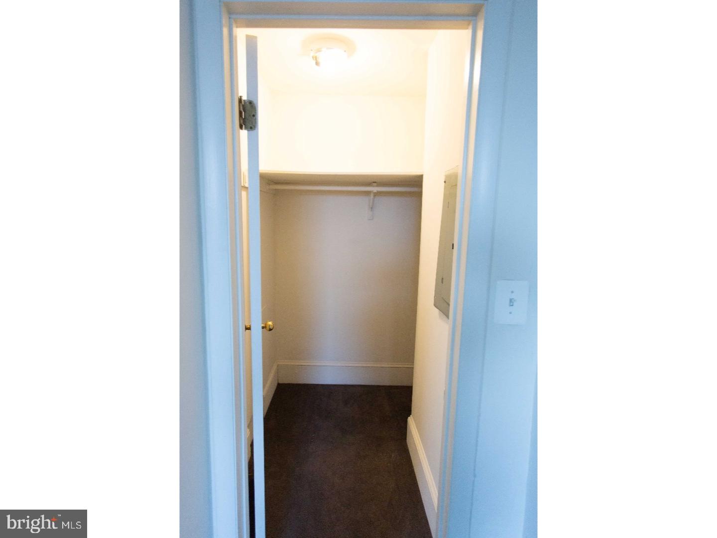 427 Vine St #1 Property Photo 18