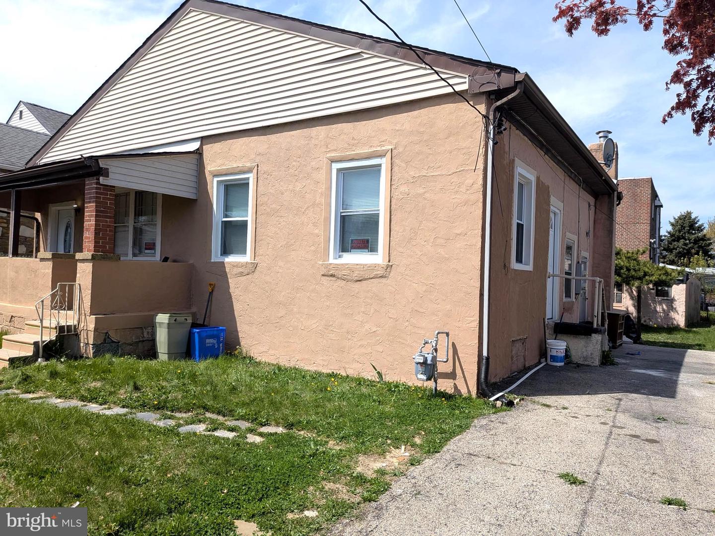 7524 Whitaker Ave Property Photo 4