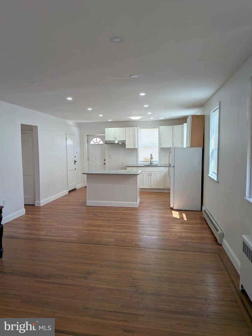 7524 Whitaker Ave Property Photo 5