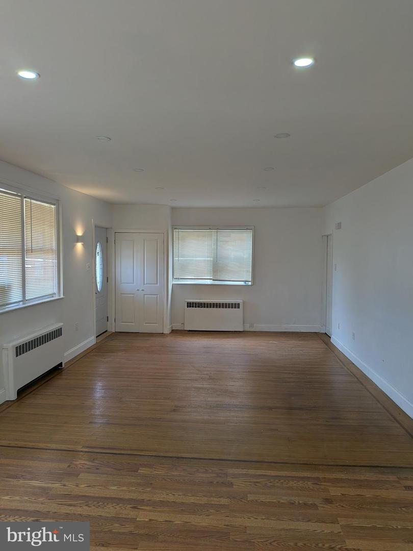 7524 Whitaker Ave Property Photo 7