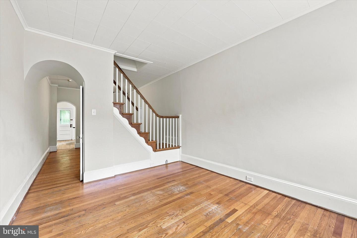 4139 Terrace St Property Photo 3