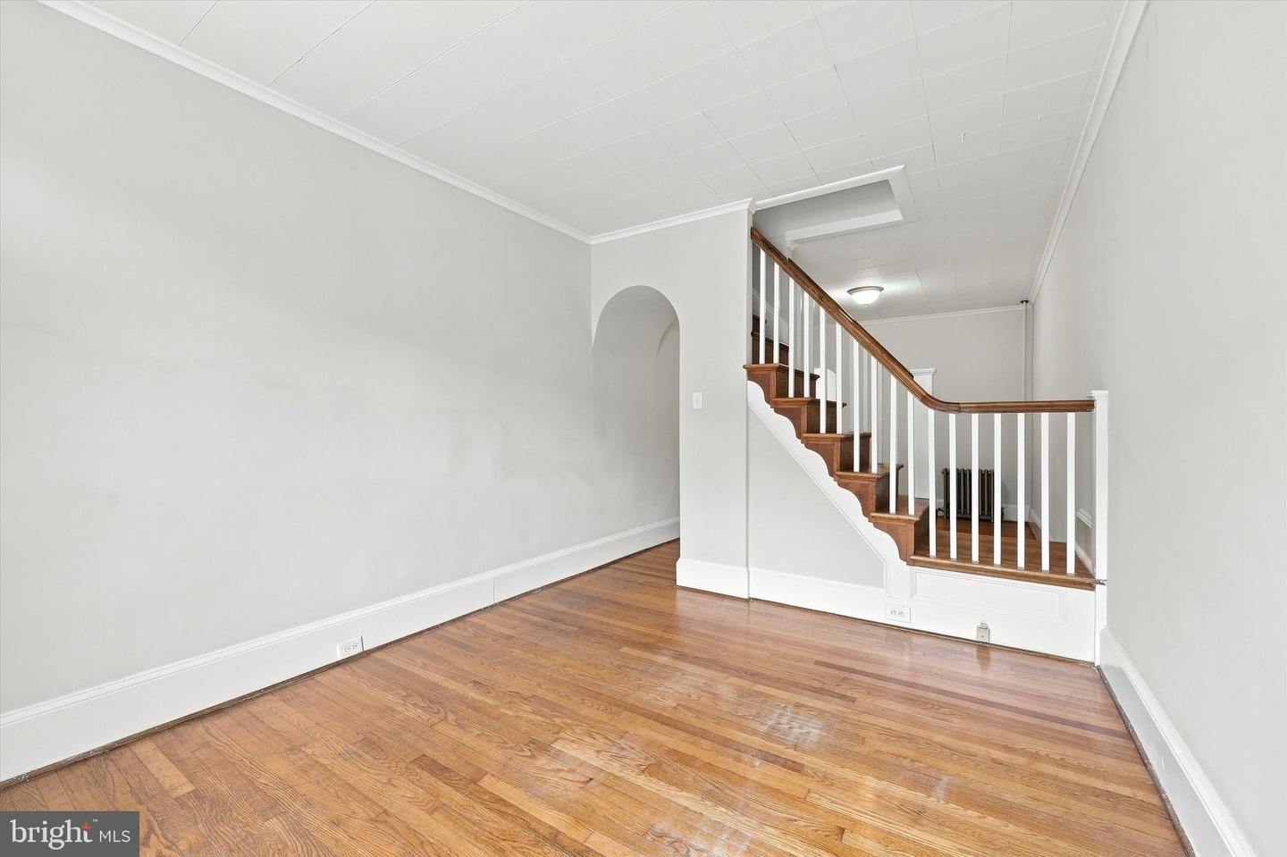 4139 Terrace St Property Photo 4