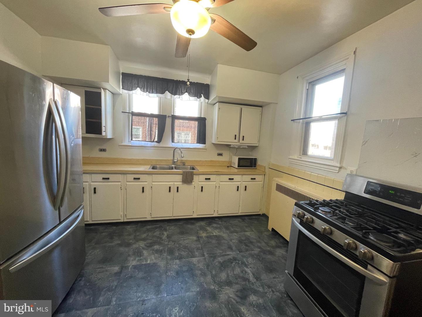 3303 Vista St Property Photo 5