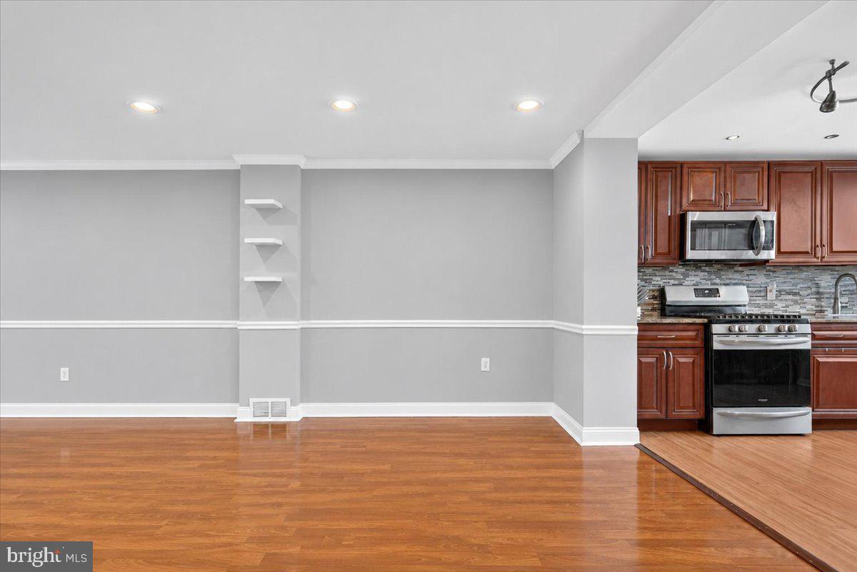 4233 Lawnside Rd Property Photo 7
