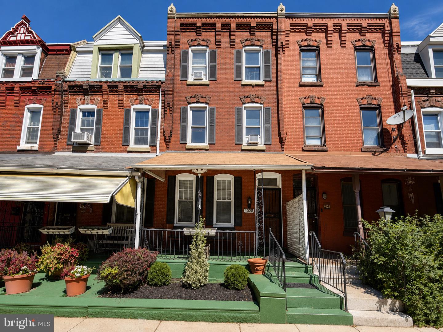 4025 Green St Property Photo 1