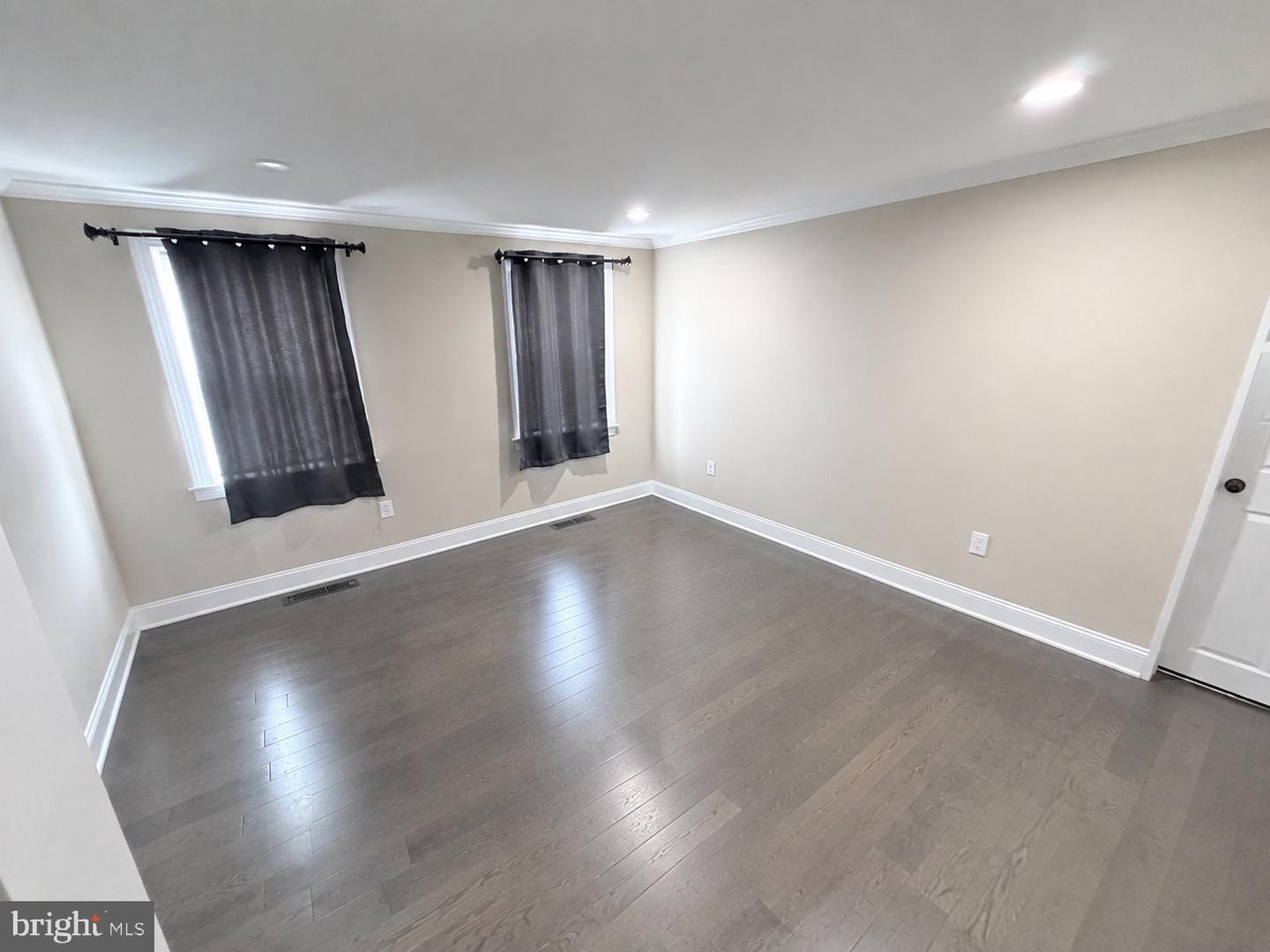 2207 S Clarion St Property Photo 12
