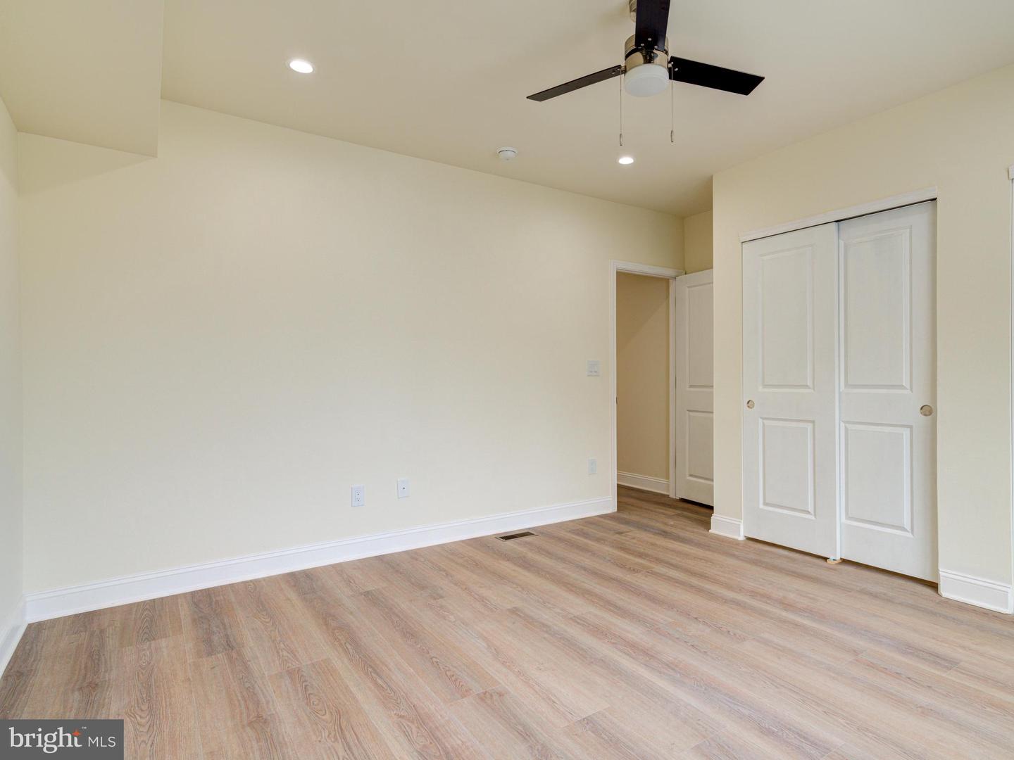 2127 E Firth St Property Photo 15