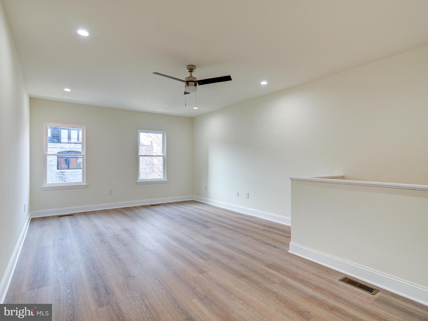 2127 E Firth St Property Photo 26