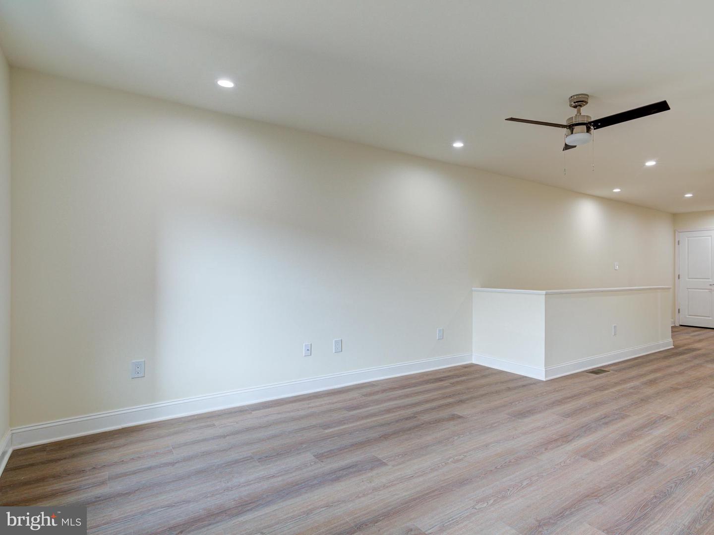 2127 E Firth St Property Photo 27