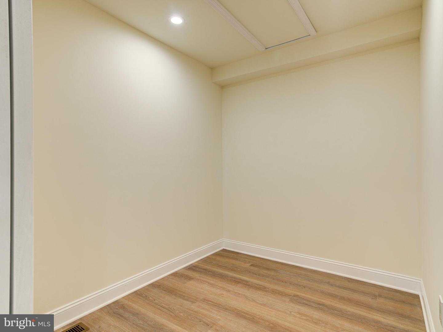 2127 E Firth St Property Photo 36
