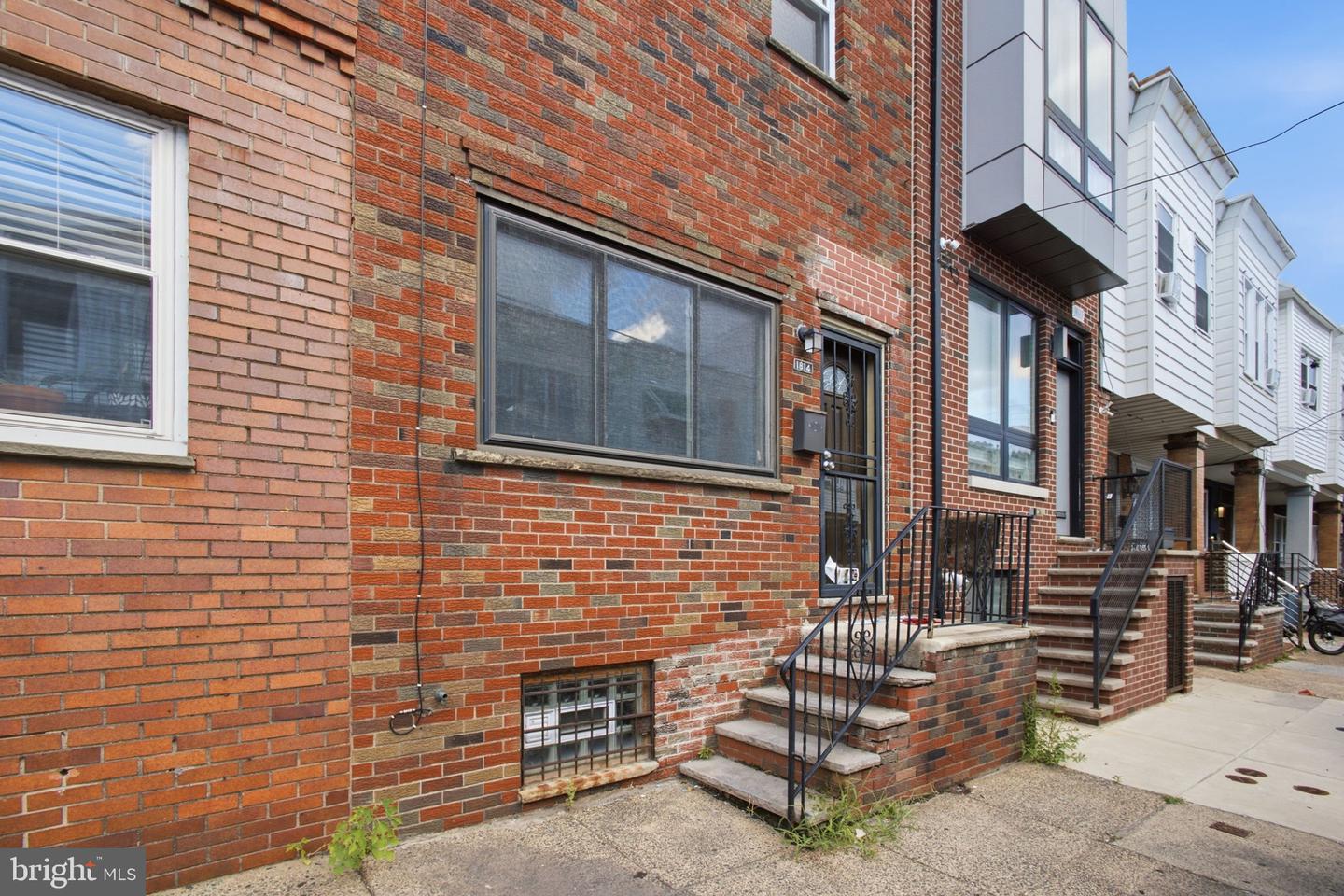 1814 S Taylor St Property Photo 2