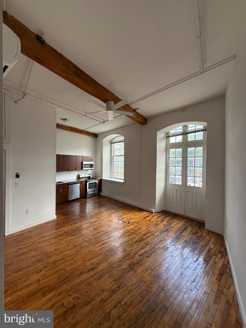 4 Leverington Ave #unit 207 Property Photo 1