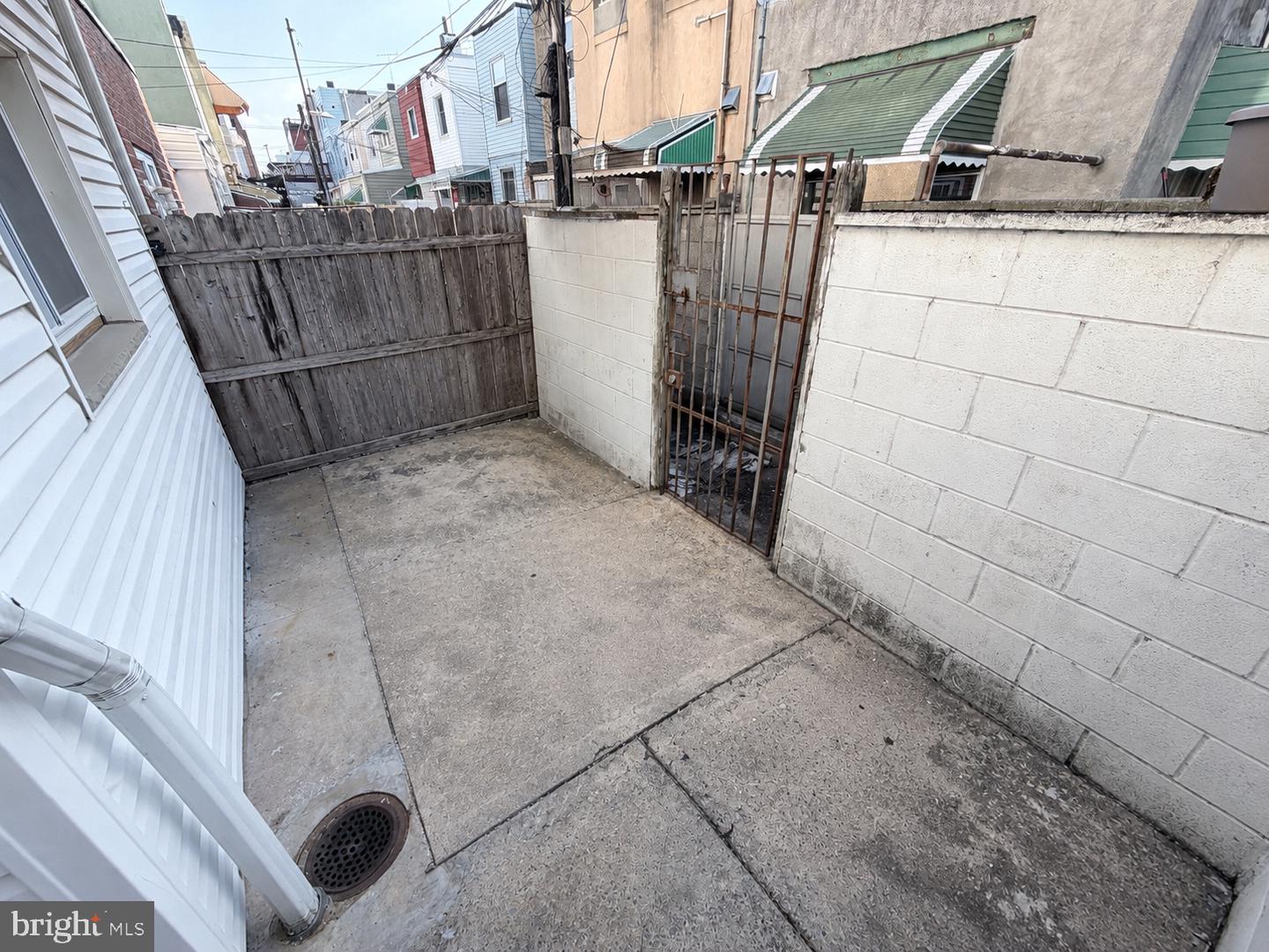 2328 S Warnock St Property Photo 13