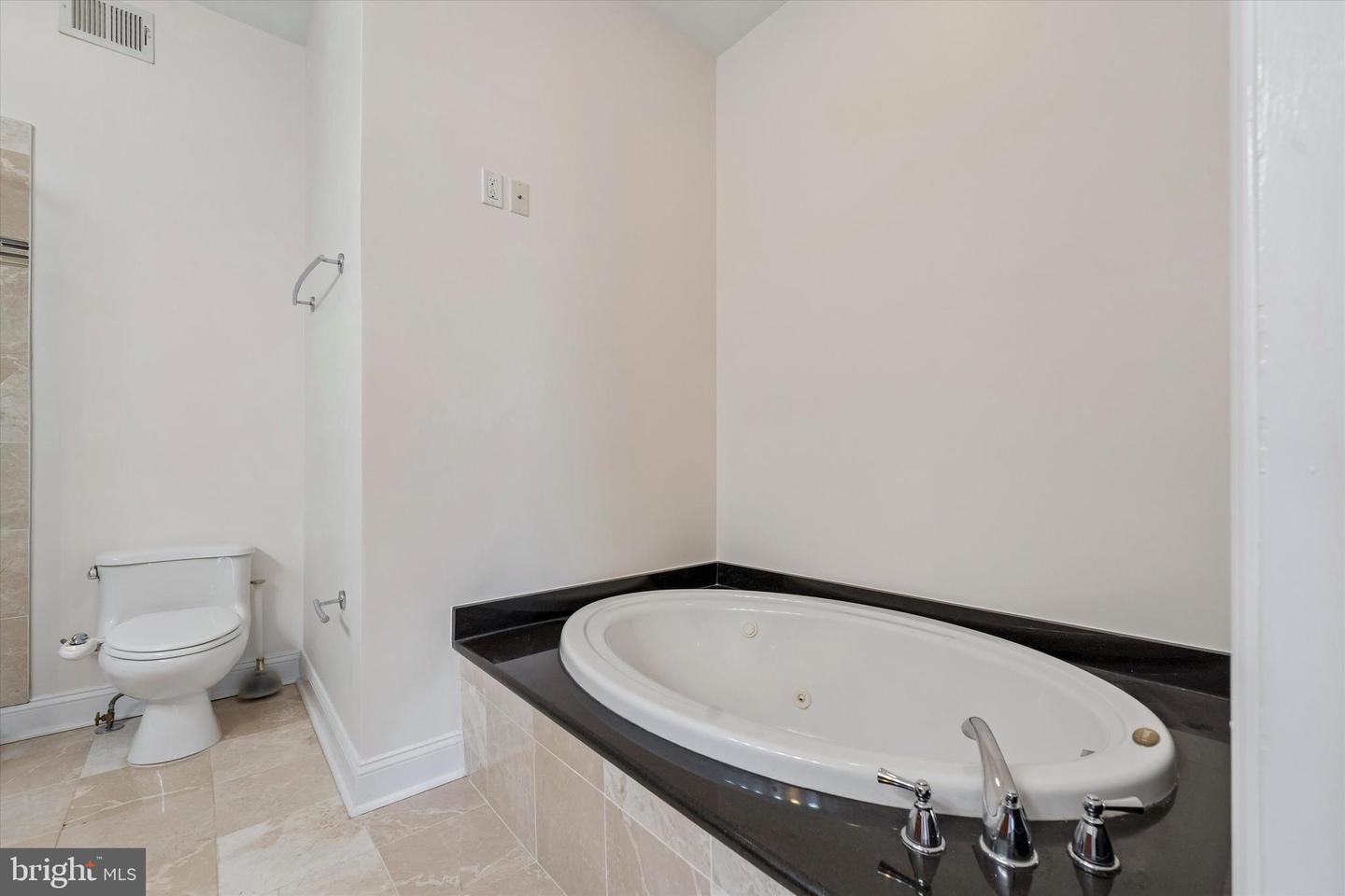1111 Mount Vernon St #5 Property Photo 21