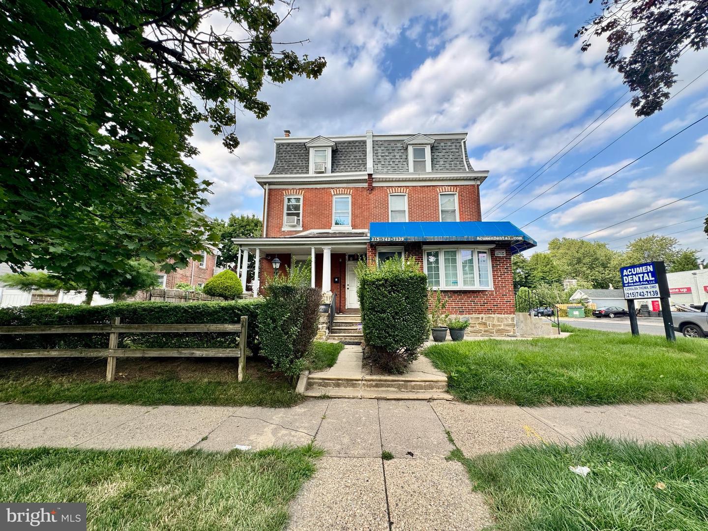 1131 Cottman Ave Property Photo 1