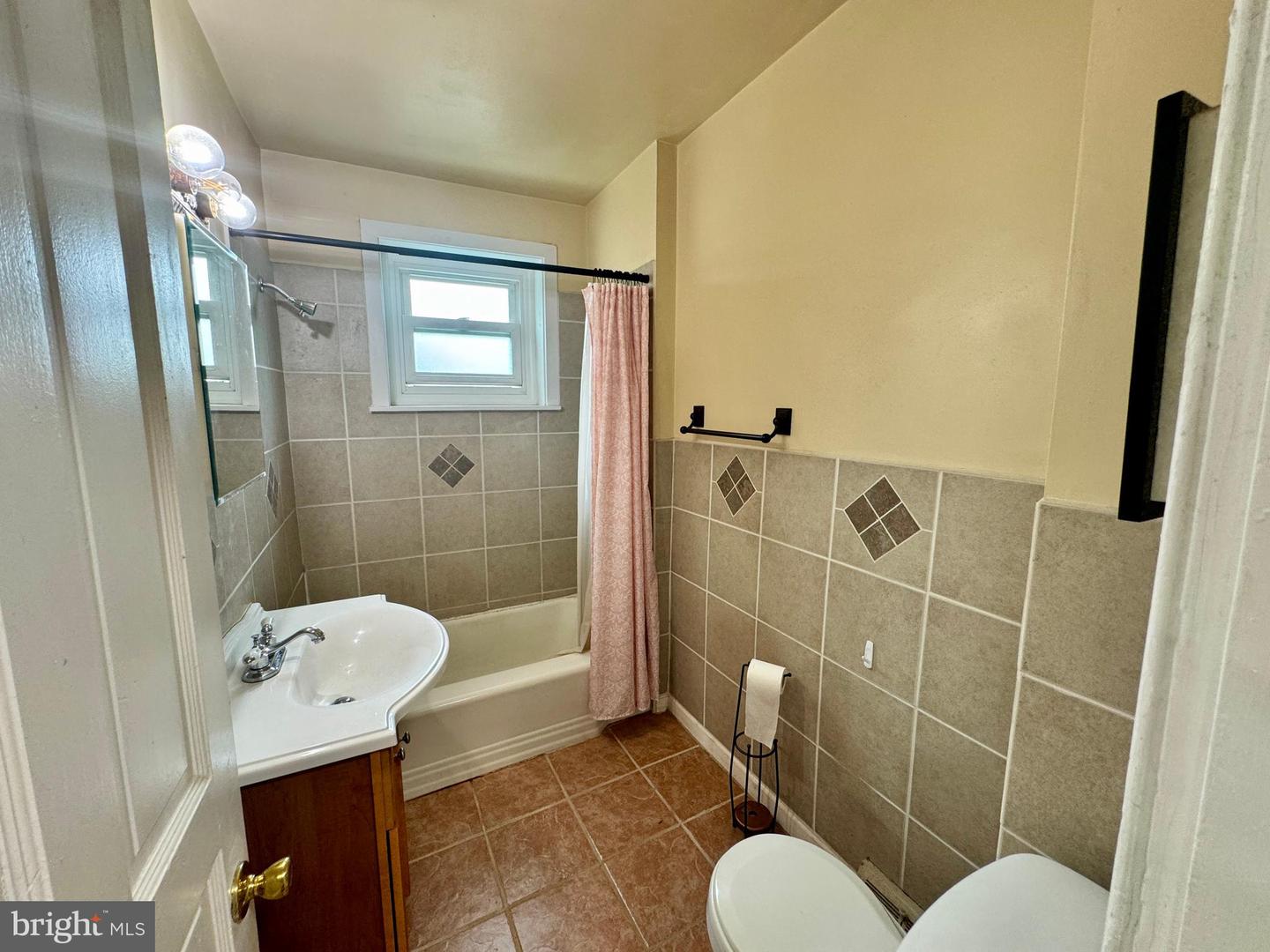 1131 Cottman Ave Property Photo 42