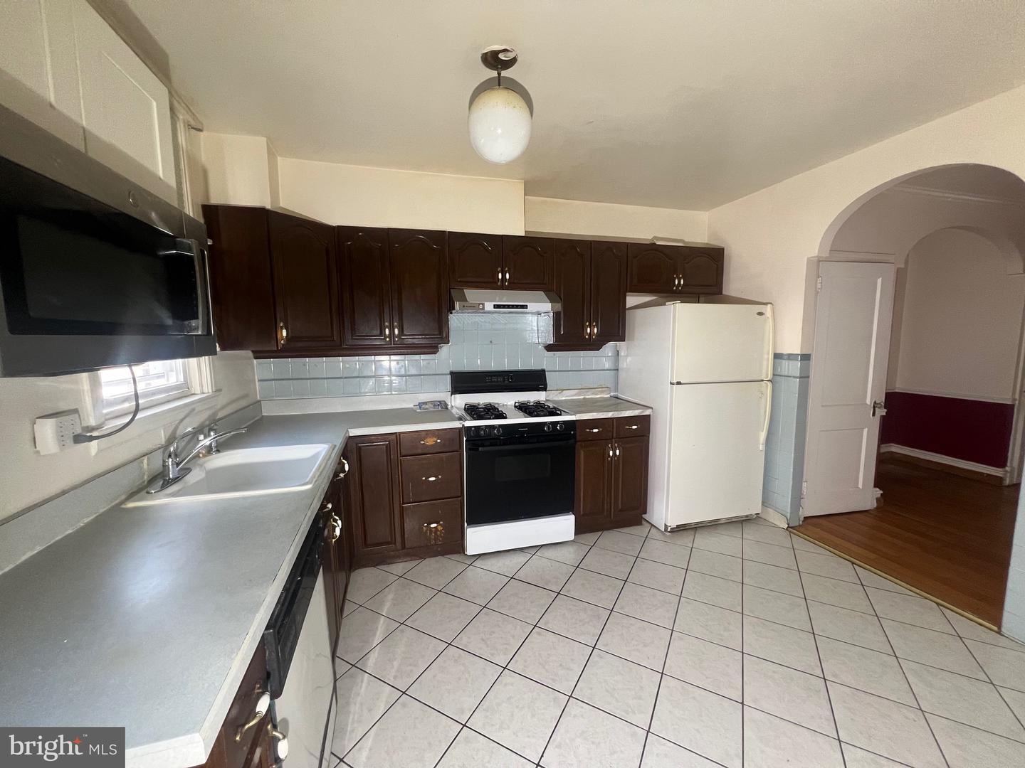 6715 Rutland St Property Photo 8