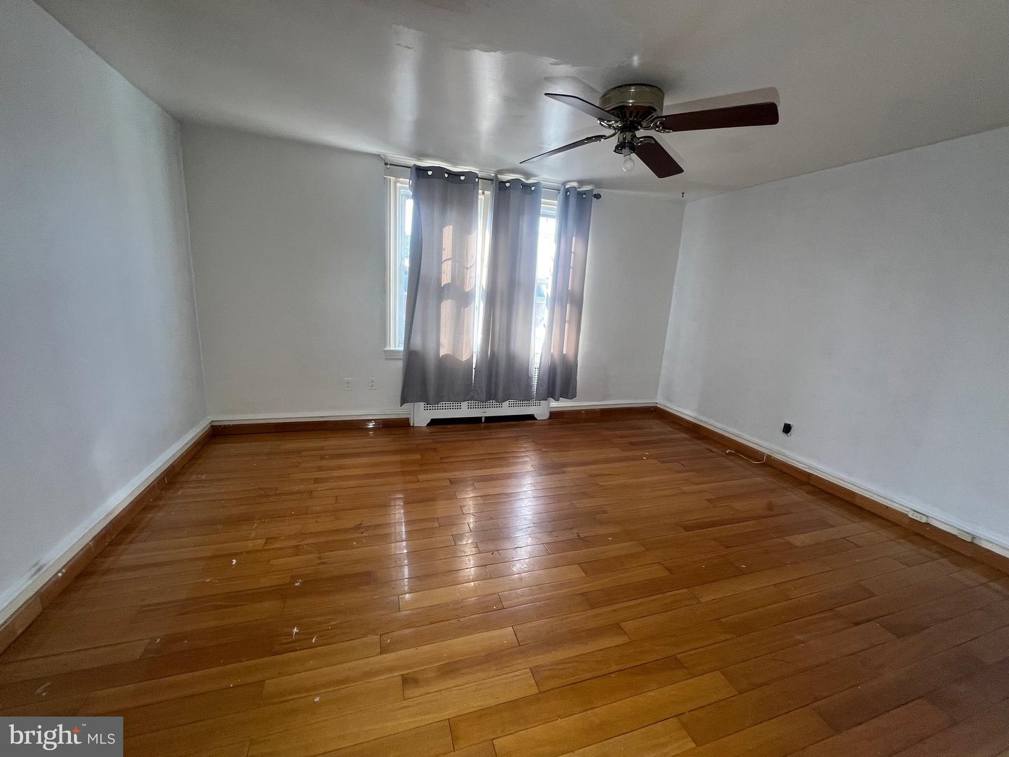 6715 Rutland St Property Photo 11