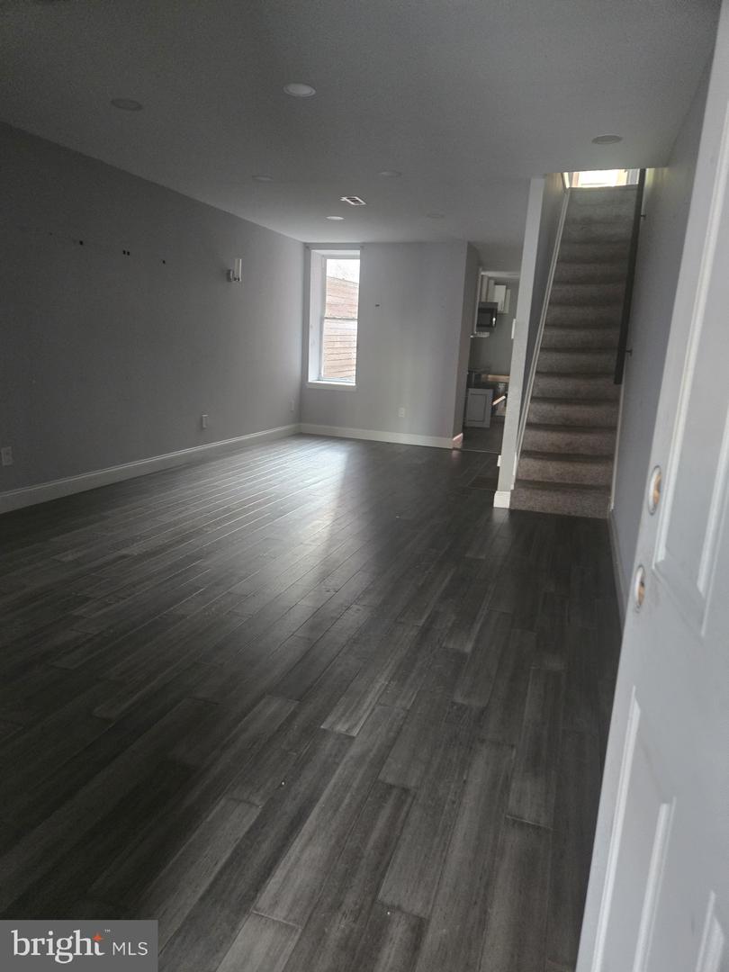2139 Church Ln Property Photo 5