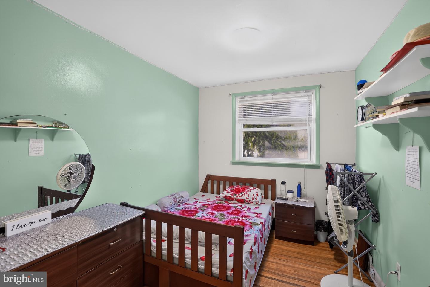 9952 Woodfern Rd Property Photo 26