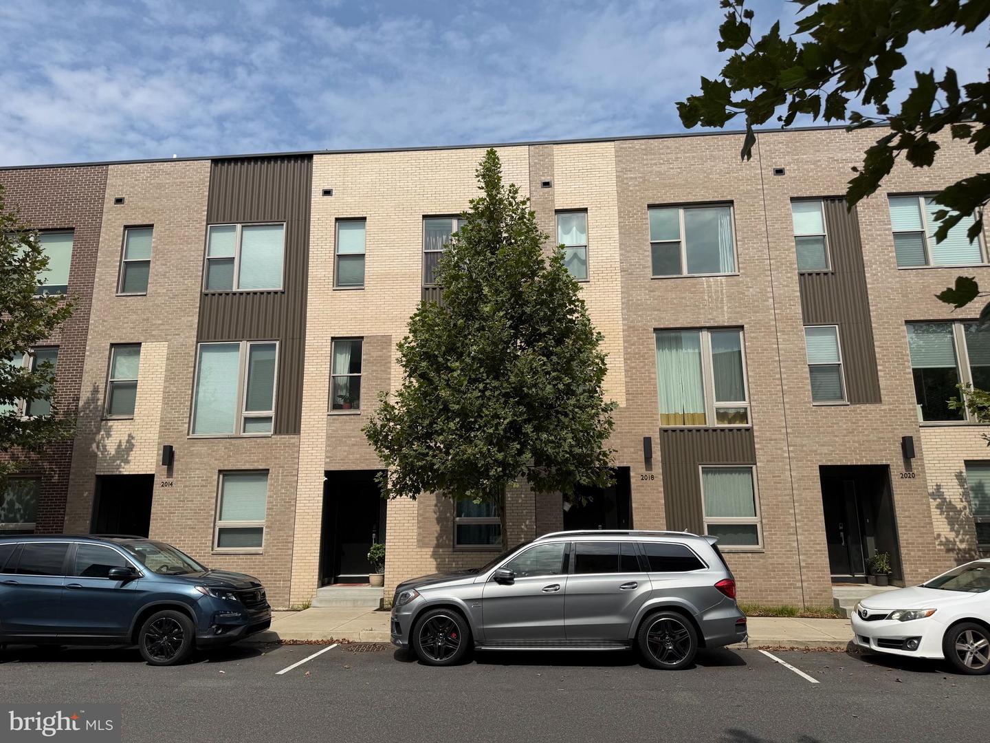 2018 Northbank Pl Property Photo 2