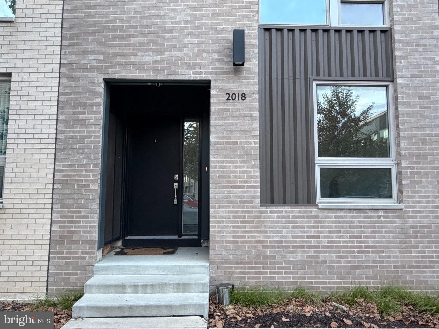 2018 Northbank Pl Property Photo 2