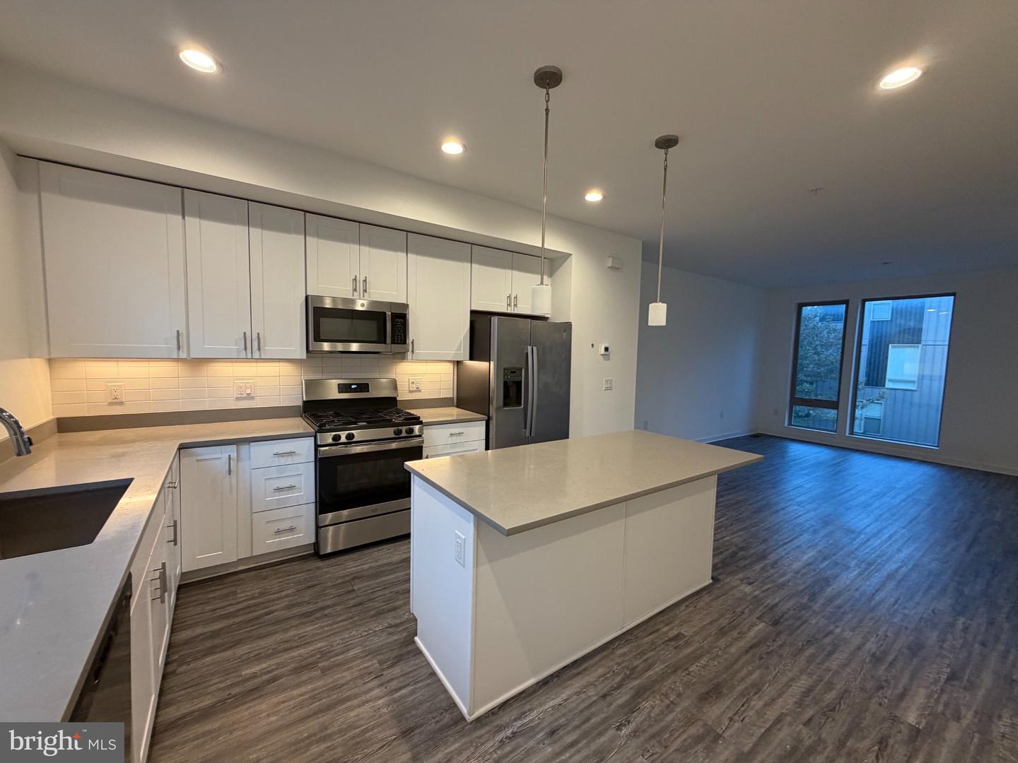 2018 Northbank Pl Property Photo 6
