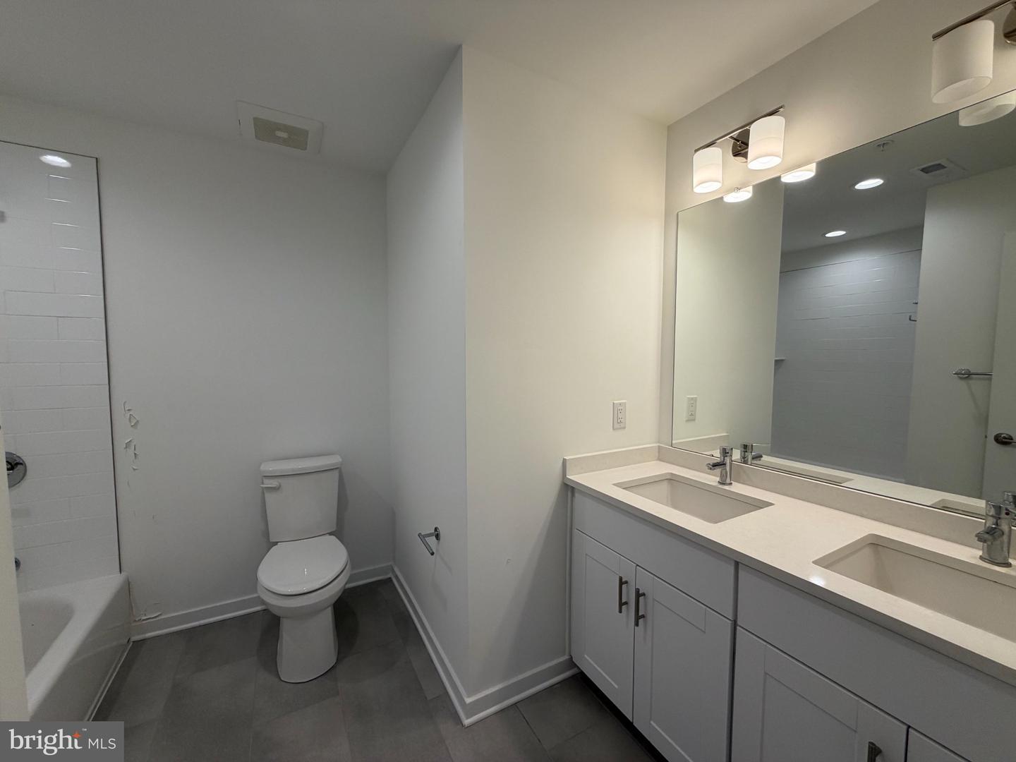 2018 Northbank Pl Property Photo 16