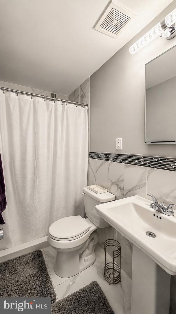 5867 Upland Way Property Photo 23