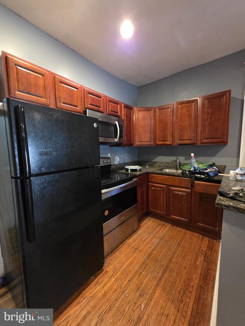 5329 Walnut St #1 Property Photo 1