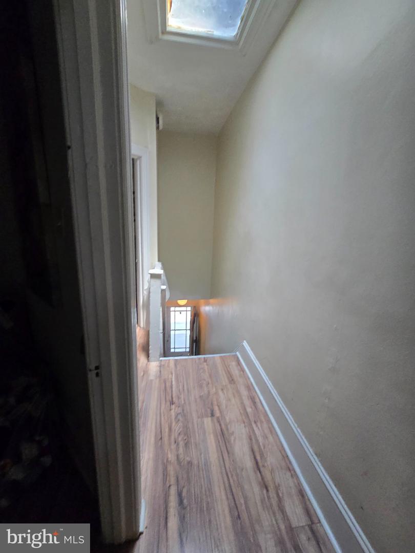 6240 Chestnut St Property Photo 3