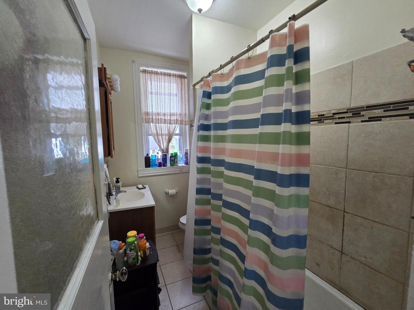 6240 Chestnut St Property Photo 4