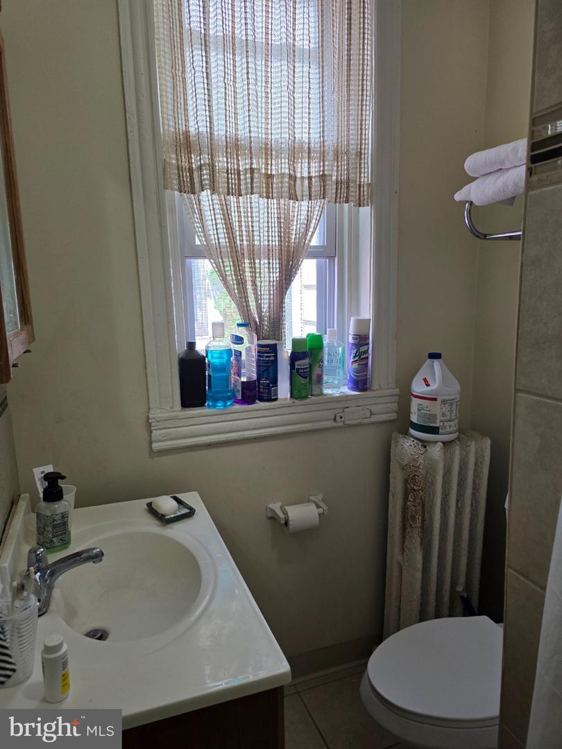 6240 Chestnut St Property Photo 14