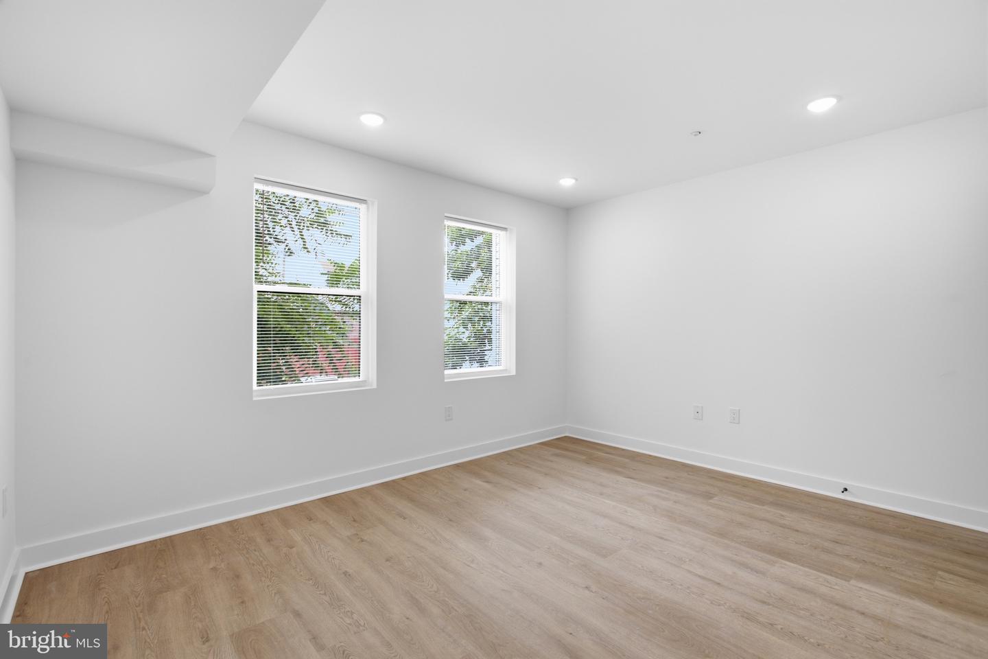 2216 N Franklin St #2 Property Photo 5