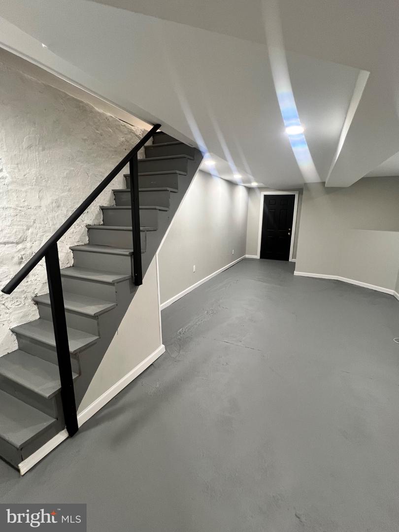 4817 N 10th St Property Photo 16
