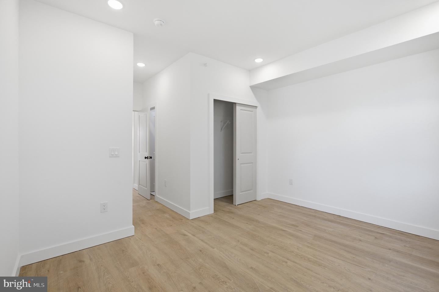 2554 N 12th St #2 Property Photo 10